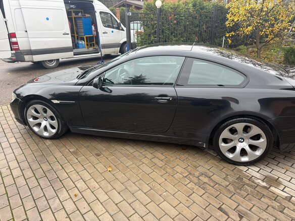 2007 BMW 6 серии 650i II (E63/E64), чёрный, 1690000 рублей - вид 4