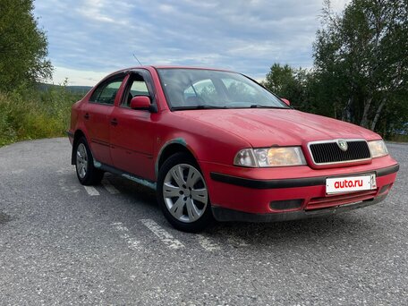 1998 Skoda Octavia I (A4), красный, 132999 рублей, вид 2