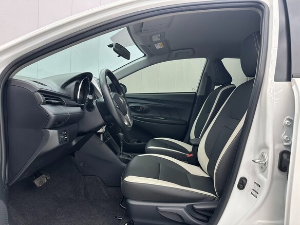 2022 Toyota Yaris Cross I, белый, 1490000 рублей - вид 7