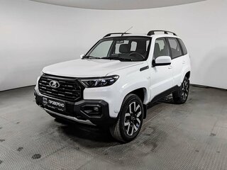 2026 Lada (ВАЗ) Niva Travel I Рестайлинг, белый, 1585000 рублей, вид 1