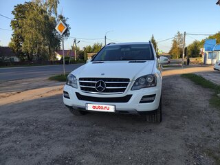 2011 Mercedes-Benz M-Класс 300 II (W164) Рестайлинг, белый, 1700000 рублей, вид 1