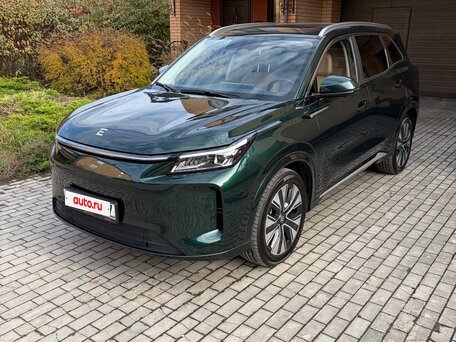 2026 Evolute i-Space I Рестайлинг, зелёный, 3250000 рублей, вид 3