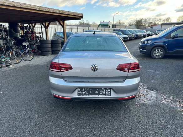 2020 Volkswagen Passat B8 Рестайлинг, серебристый, 2350000 рублей - вид 5