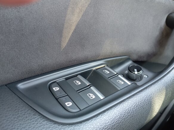 2019 Audi Q8 45 TDI I (4M), чёрный, 6700000 рублей - вид 12