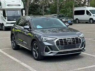2023 Audi Q3 35 TFSI II (F3), серый, 2600000 рублей, вид 3