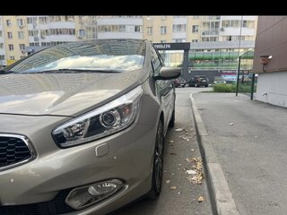 2013 Kia Ceed II, серебристый, 1460000 рублей, вид 2