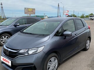 2018 Honda Fit III Рестайлинг, серебристый, 1180000 рублей, вид 1