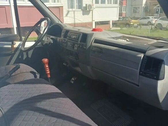 2003 ГАЗ ГАЗель (3302), белый, 365000 рублей - вид 5