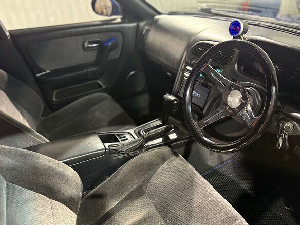 1994 Nissan Skyline IX (R33), синий, 700000 рублей - вид 5