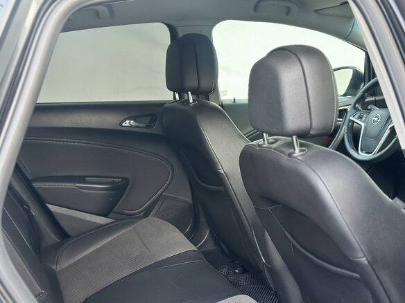 2013 Opel Astra J Рестайлинг, чёрный, 780000 рублей - вид 11