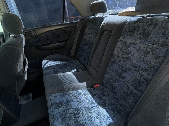 1997 Toyota Corona IX (T190), серебристый, 460000 рублей - вид 7