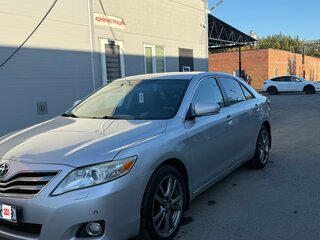 2009 Toyota Camry VI (XV40) Рестайлинг, серебристый, 1100000 рублей, вид 1