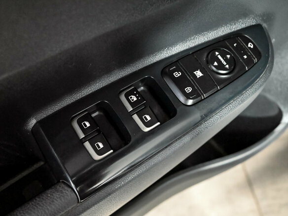 2021 Kia Rio IV Рестайлинг, серебристый, 1660000 рублей - вид 13