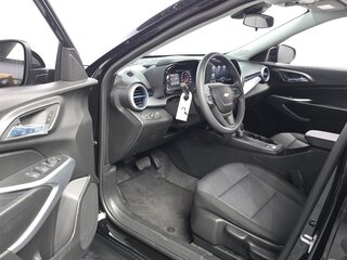 2026 Chevrolet Trax II, чёрный, 2000205 рублей, вид 5