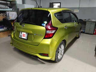 2019 Nissan Note e-Power II Рестайлинг, зелёный, 1350000 рублей, вид 2