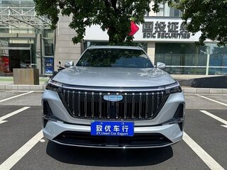2026 Geely Atlas II, серебристый, 2960000 рублей, вид 2