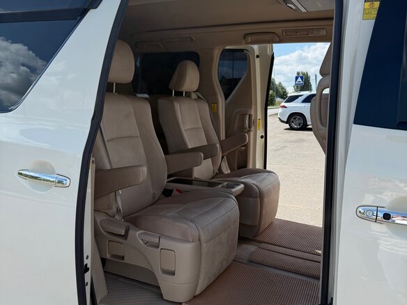 2013 Toyota Alphard II, белый, 2600000 рублей - вид 17