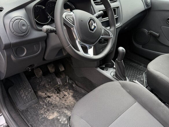 2018 Renault Logan II, чёрный, 1399000 рублей - вид 10
