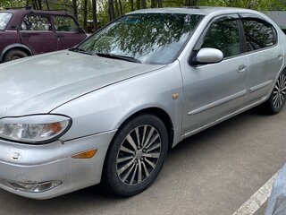 2000 Nissan Maxima V (A33), серебристый, 350000 рублей, вид 4