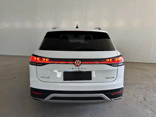 2022 Volkswagen Tayron I Рестайлинг, белый, 2600000 рублей, вид 4