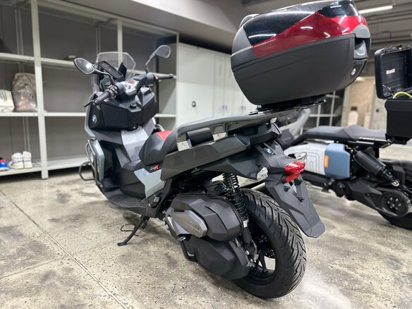 2020 BMW C 400 X, голубой, 650000 рублей - вид 2