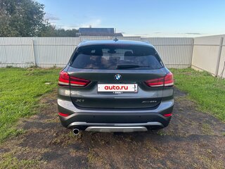 2020 BMW X1 25e xDrive II (F48) Рестайлинг, серый, 3500000 рублей, вид 4