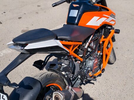 2017 KTM 250 Duke, оранжевый, 350000 рублей, вид 3