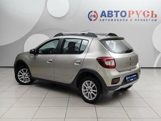 2020 Renault Sandero Stepway II Рестайлинг, серый, 1198000 рублей, вид 2
