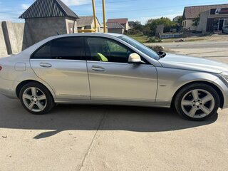 2008 Mercedes-Benz C-Класс 230 III (W204), серебристый, 850000 рублей, вид 3