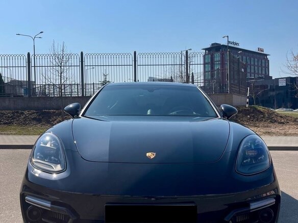 2019 Porsche Panamera GTS II, чёрный, 7950000 рублей - вид 1