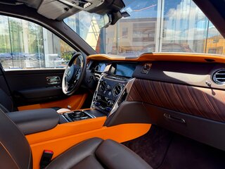2021 Rolls-Royce Cullinan I (Series I), чёрный, 27000000 рублей, вид 1