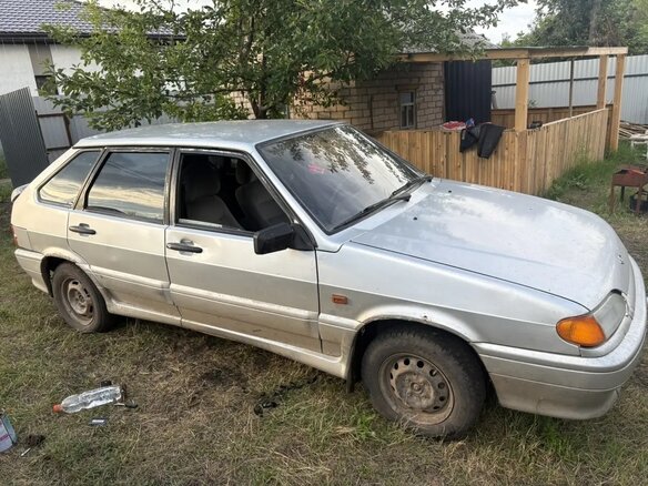 2004 Lada (ВАЗ) 2114, серебристый, 39000 рублей - вид 1