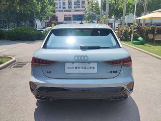 2026 Audi A3 Sportback 35 TFSI IV (8Y) Рестайлинг, серебристый, 2605444 рублей, вид 4