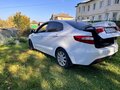 2013 Kia Rio 4-speed III, белый, 950000 рублей - вид 2
