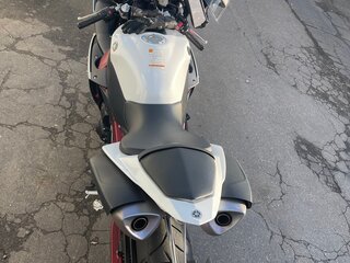 2009 Yamaha YZF-R1, белый, 1500000 рублей, вид 3