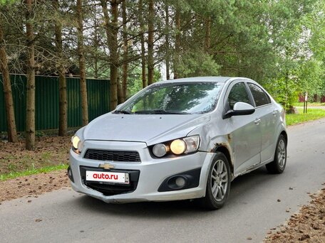 2012 Chevrolet Aveo II, серебристый, 255000 рублей, вид 2