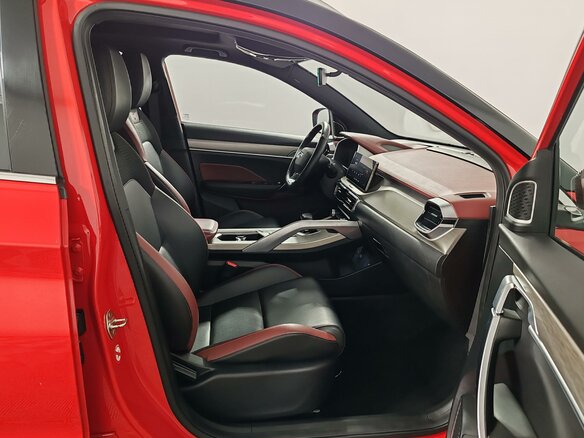 2023 Geely Coolray I, красный, 1599000 рублей - вид 19
