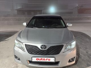 2010 Toyota Camry VI (XV40) Рестайлинг, серебристый, 1300000 рублей, вид 1