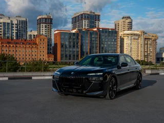 2022 BMW 7 серии 760i xDrive VII (G70), чёрный, 16900000 рублей, вид 1