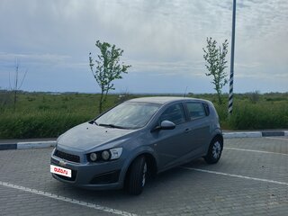 2013 Chevrolet Aveo II, серый, 750000 рублей, вид 1