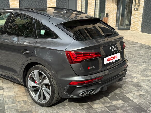 2021 Audi SQ5 II (FY) Рестайлинг, серый, 7000000 рублей - вид 3