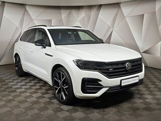 2021 Volkswagen Touareg III, белый, 6800000 рублей, вид 3
