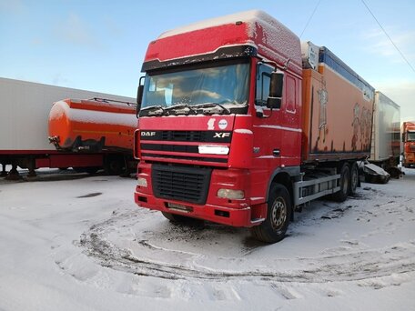 2005 DAF XF 95, красный, 3400000 рублей, вид 1