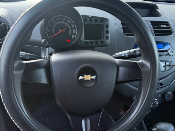 2012 Chevrolet Spark III, красный - вид 4