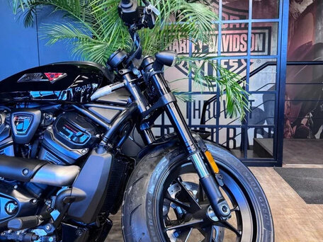 2025 Harley-Davidson Sportster S, чёрный, 2550000 рублей, вид 5
