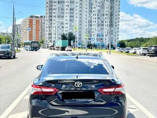 2020 Toyota Camry VIII (XV70), чёрный, 2600000 рублей, вид 4
