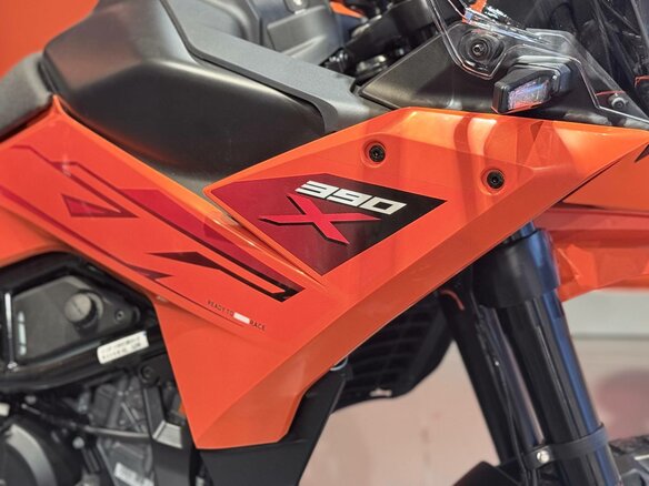 2025 KTM 390 Adventure X, оранжевый, 720000 рублей - вид 8