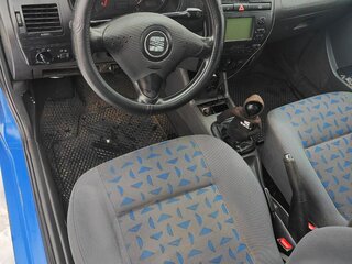 2001 SEAT Cordoba I Рестайлинг, синий, 230000 рублей, вид 4