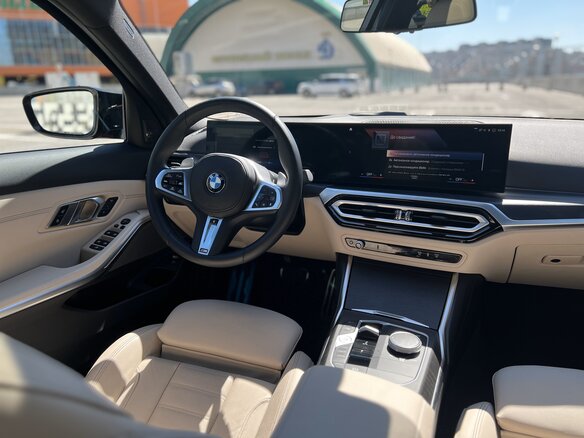 2022 BMW 3 серии M340i xDrive VII (G2x) Рестайлинг, красный, 8200000 рублей - вид 17