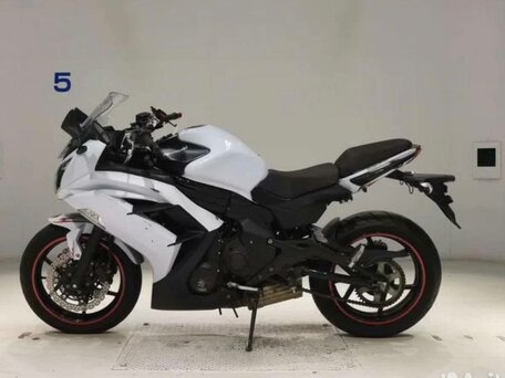2016 Kawasaki Ninja 400, белый, 470000 рублей, вид 1